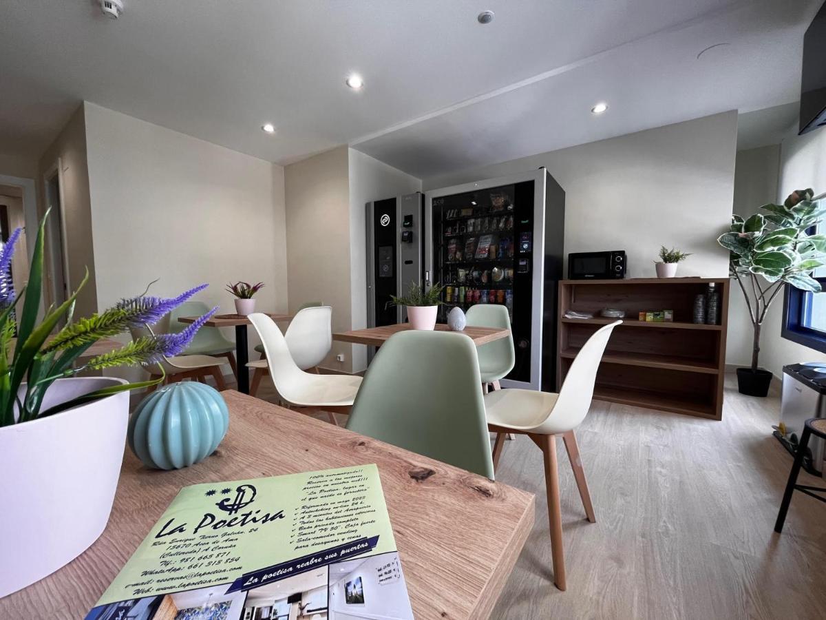 Hostal La Poetisa - Auto Check-In Culleredo Zewnętrze zdjęcie