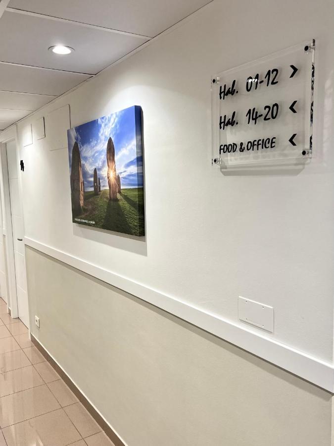 Hostal La Poetisa - Auto Check-In Culleredo Zewnętrze zdjęcie