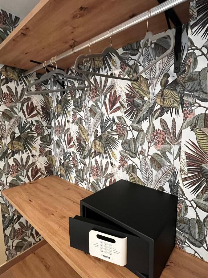 Hostal La Poetisa - Auto Check-In Culleredo Zewnętrze zdjęcie